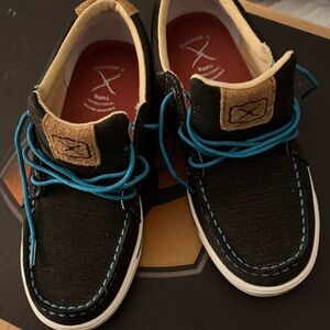 Twisted X Ladies Dark Gray Sneakers/Driving Shoes with Teal Laces